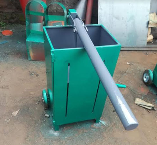 Manual Hay Baler